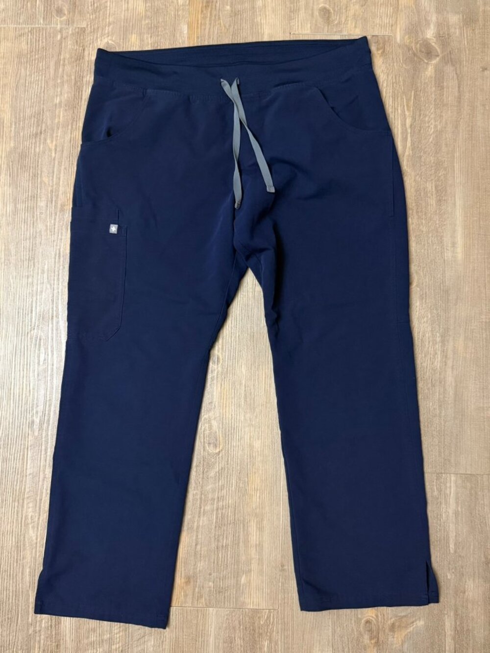 Figs Women's Kade Straight Leg Navy Blue Scrub Pant Petite Large